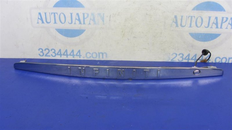 Накладка крышки багажника INFINITI EX35(37) 07-12 2008 Внедорожник 3.5 90810-1BA0A Б/У