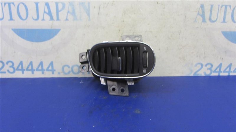 Дефлектор воздушный правый INFINITI EX35(37) 07-12 2008 Внедорожник 3.5 68760-1BA0A Б/У