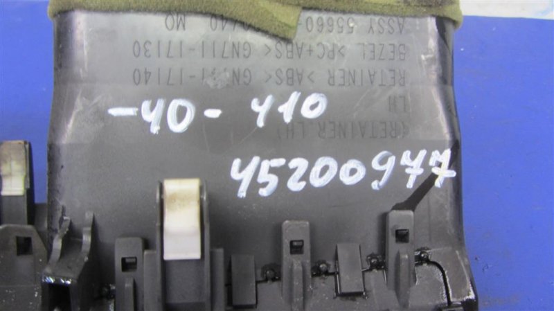 Дефлектор воздушный CAMRY 40 06-11