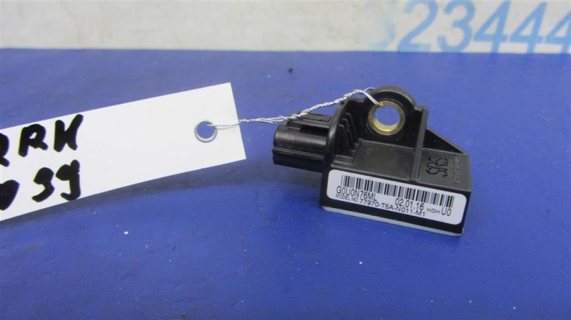 Датчик удара ACURA TLX 14-17 77970-T5A-N01 Б/У