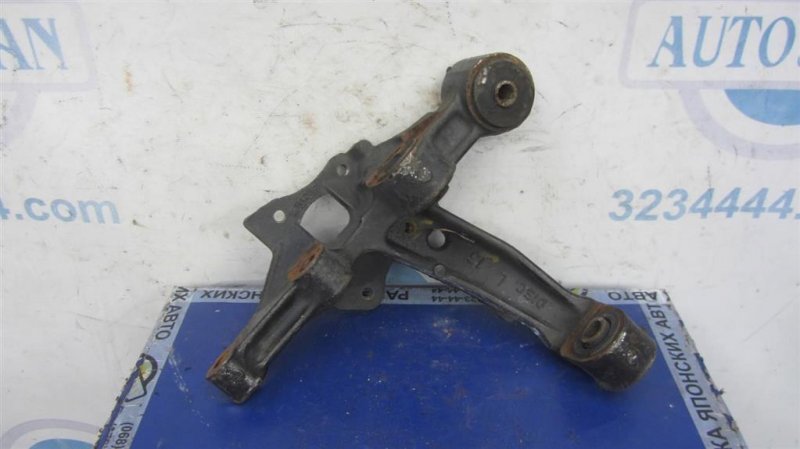 Цапфа задняя левая TOYOTA CAMRY 40 06-11 42305-06100 Б/У