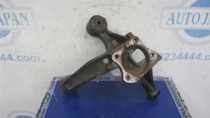 Цапфа задняя левая TOYOTA CAMRY 40 06-11