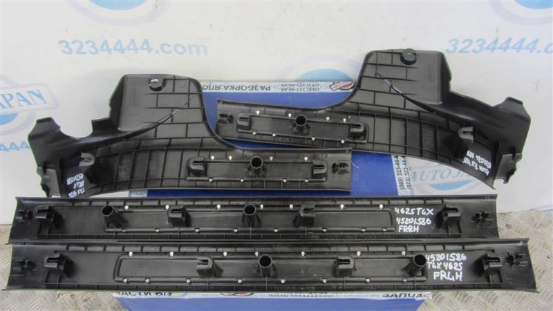 Накладка порога внутрення TLX 14-17 2016 Седан 3.5 Накладка порога внутрення TLX 14-17 2016 Седан 3.5