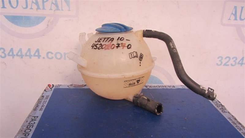 Бачок расширительный VOLKSWAGEN JETTA USA 10-17 1K0 121 407 A Б/У