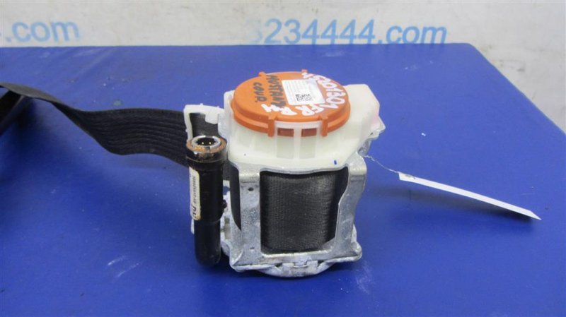 Ремень безопасности передний правый MUSTANG 15- 2015 COUPE 2.3 C23HD0D