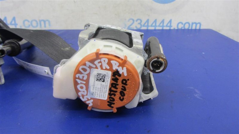 Ремень безопасности передний правый MUSTANG 15- 2015 COUPE 2.3 C23HD0D