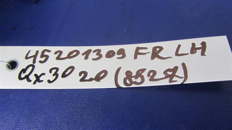 Ремень безопасности передний левый QX30 16-20 2016 Внедорожник 2.0 20PET