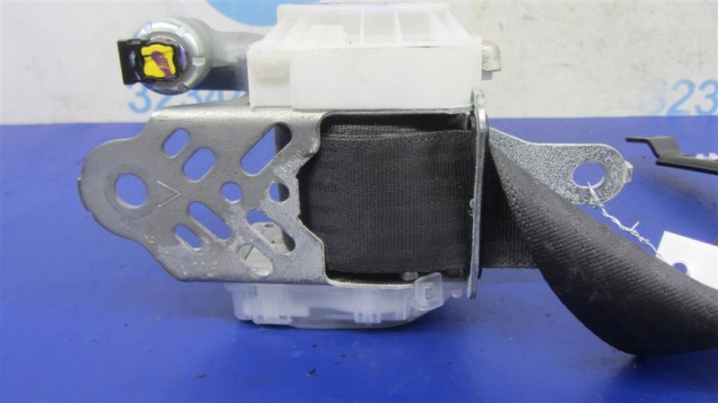 Ремень безопасности передний правый LEGACY 09-15 BM 2010 Седан 2.5 EJ253