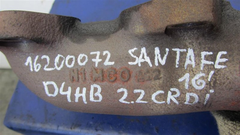 Коллектор выпускной SANTA FE (DM) 12-18 2.2 CRDI Коллектор выпускной SANTA FE (DM) 12-18 2.2 CRDI