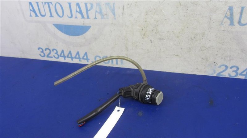 Запчасть насос омывателя стекла задний TOYOTA RAV4 13-19 85330-60180 Б/У Насос омывателя стекла задний TOYOTA RAV4 13-19 85330-60180 Б/У