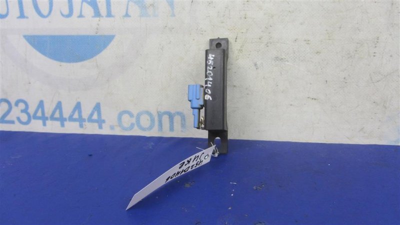 Антенна NISSAN JUKE 10-19