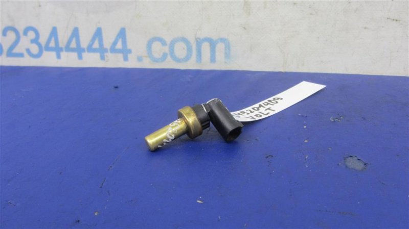 Запчасть датчик температуры охлаждающей жидкости CHEVROLET VOLT 10-15 55591401 Б/У Датчик температуры охлаждающей жидкости CHEVROLET VOLT 10-15 55591401 Б/У