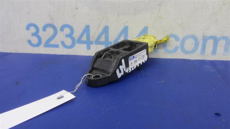 Датчик удара HONDA ACCORD CL7 / TSX 03-08 77930-SDA-Y82 Б/У