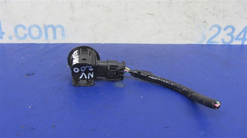 Датчик парктроника NV200 USA 13-