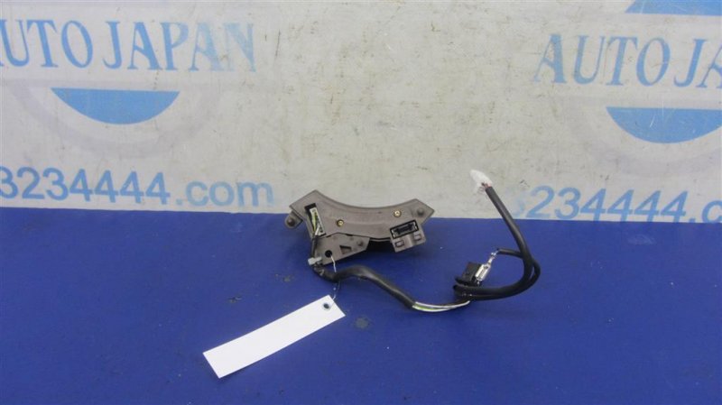 Кнопки на руль TOYOTA SEQUOIA 01-07