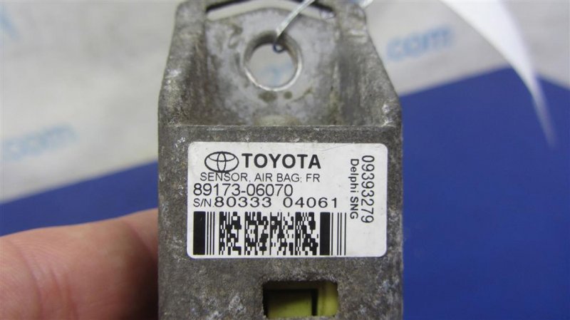 Датчик удара LEXUS ES350 06-12