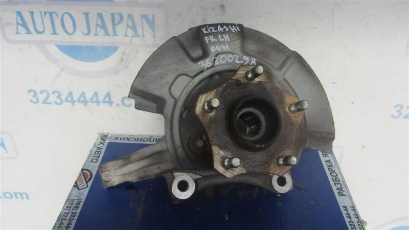 Кулак поворотный передний левый KIZASHI 09-14