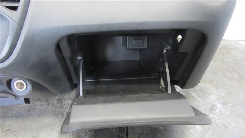 Торпедо JUKE 10-19 2011 Внедорожник 1.6 MR16DDT