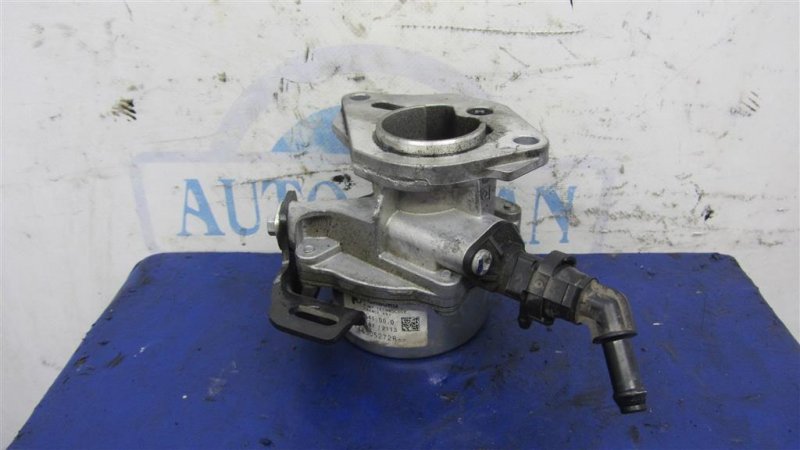 Вакуумный насос NISSAN QASHQAI/ROGUE SPORT 14- K9K 14650-5272R Б/У