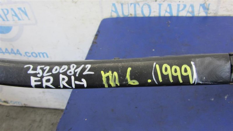 Поводок стеклоочистителя передний правый 6 GH 07-12 2012 Седан 2.5 Поводок стеклоочистителя передний правый 6 GH 07-12 2012 Седан 2.5