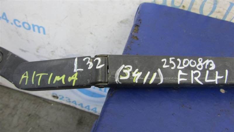 Поводок стеклоочистителя передний правый ALTIMA L32 07-12 2010 Седан 2.5