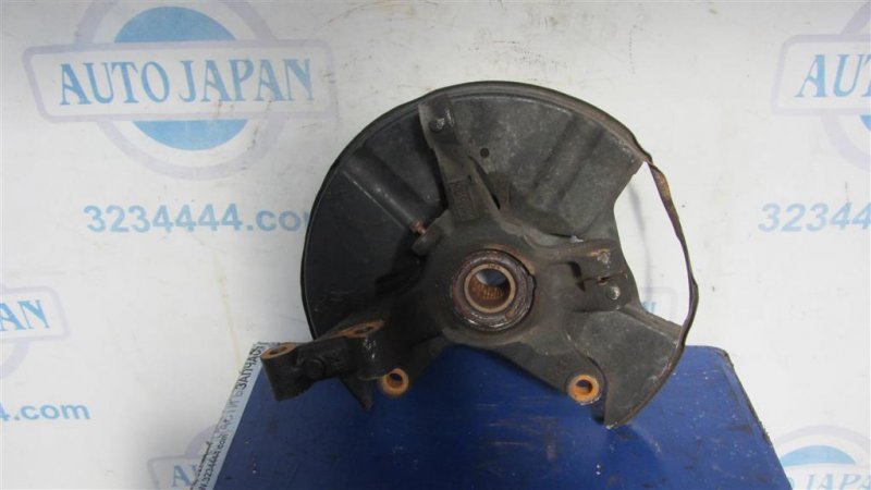 Кулак поворотный передний правый MAZDA CX-9 06-16 2008 Внедорожник 3.7 L206-33-020A Б/У