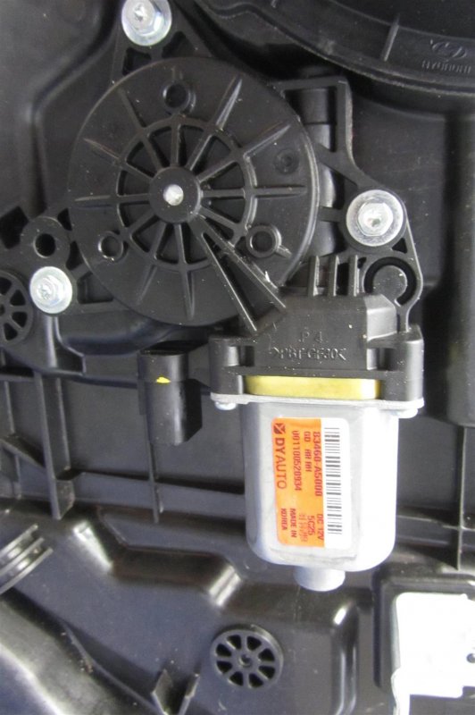 Стеклоподъемник задний правый HYUNDAI ELANTRA MD 10-15