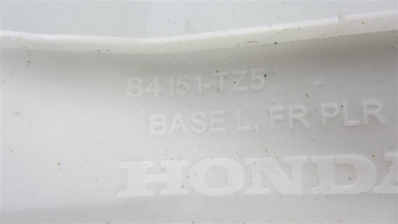 Накладка на стойку кузова левая MDX (YD3) 13-21 YD3