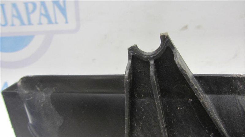 Диффузор вентилятора основного радиатора CX-7 06-12 2007 Внедорожник 2.3 Диффузор вентилятора основного радиатора CX-7 06-12 2007 Внедорожник 2.3