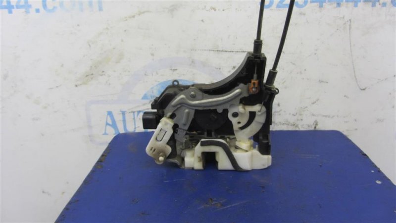 Замок двери задний правый MITSUBISHI LANCER X 10 07-15