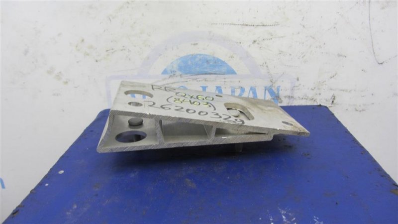 Кронштейн усилителя заднего бампера правый INFINITI QX60/JX35 12-20 2015 Внедорожник 3.5 85210-3JA0A Б/У