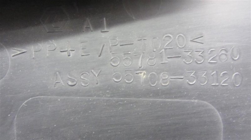 Пластик под лобовое стекло / Жабо LEXUS ES350 06-12