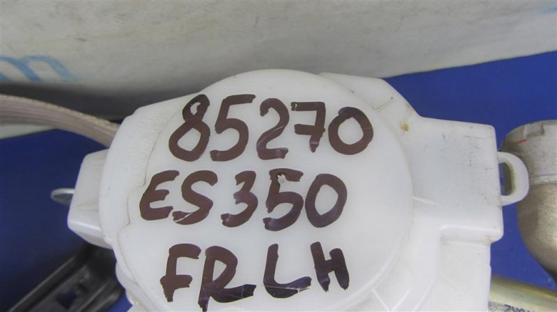 Ремень безопасности передний левый ES350 06-12