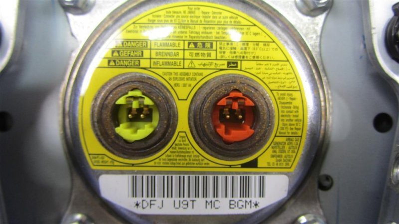 Подушка безопасности в руль MAZDA CX-9 06-16 Внедорожник 3.7 Подушка безопасности в руль MAZDA CX-9 06-16 Внедорожник 3.7