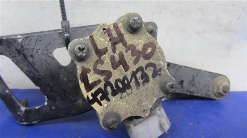 Датчик положения кузова LS430 00-06