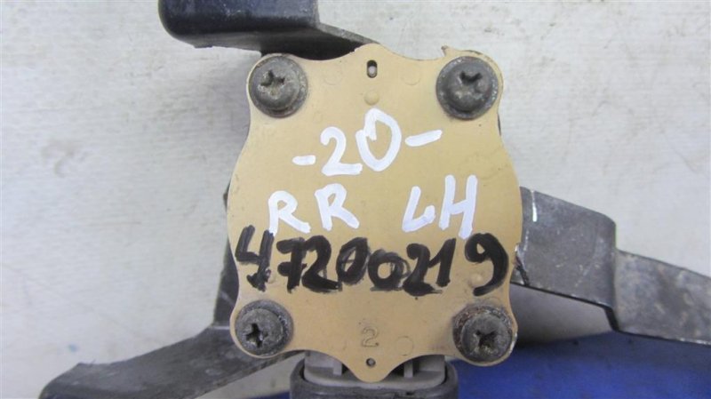 Датчик положения кузова CAMRY 20 96-02