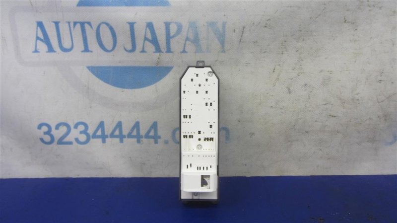 Блок управления стеклоподъемниками передний левый TOYOTA AURIS 06-12