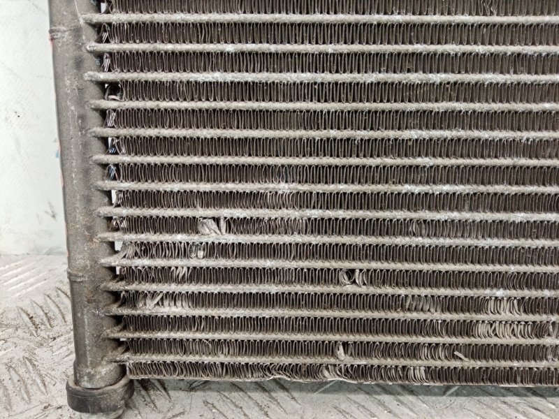 Радиатор кондиционера CRV 95-01