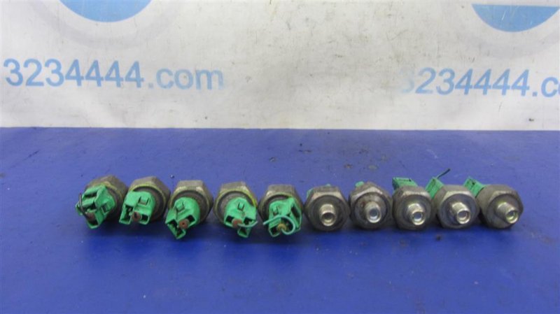 Датчик детонации LEXUS ES300 ES330 01-06 89615-12090 Б/У