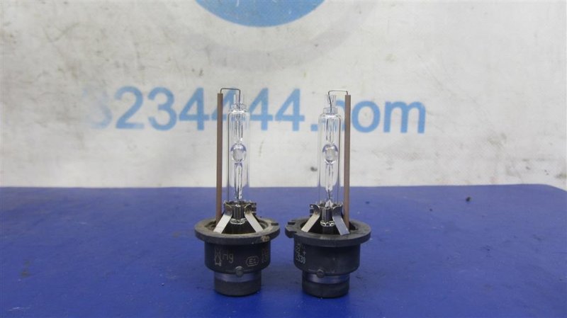 Лампа ксенон TOYOTA 85122 Б/У