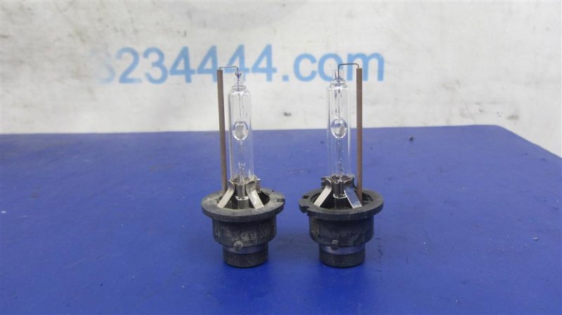 Лампа ксенон TOYOTA 85122 Б/У