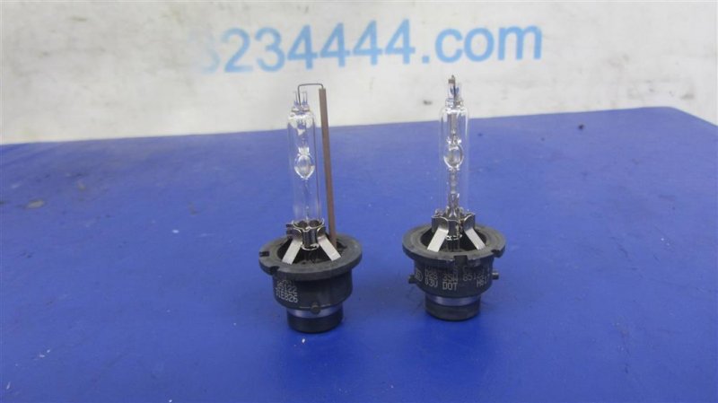 Лампа ксенон TOYOTA 85122 Б/У