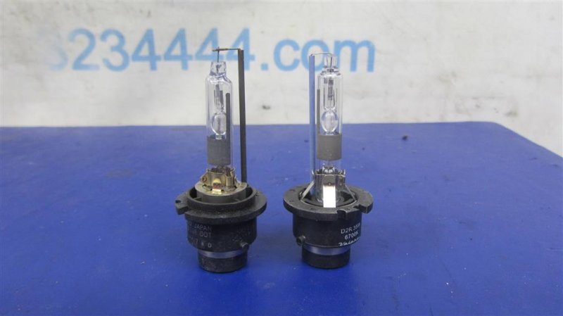 Лампа ксенон TOYOTA D2R Б/У