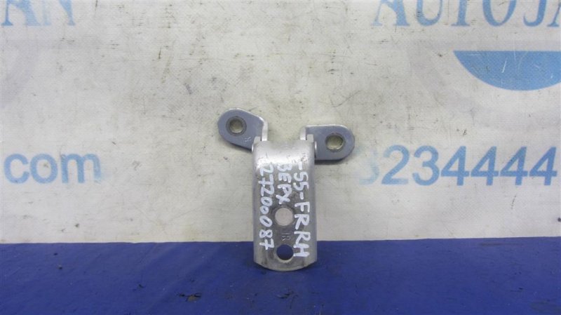 Запчасть петля двери верхняя передняя правая TOYOTA CAMRY 55 14-17 68710-0D091 Б/У Петля двери верхняя передняя правая TOYOTA CAMRY 55 14-17 68710-0D091 Б/У