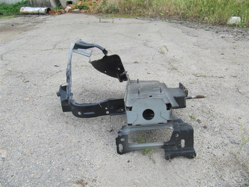 Четверть кузова передняя левый CX-7 06-12 Четверть кузова передняя левый CX-7 06-12