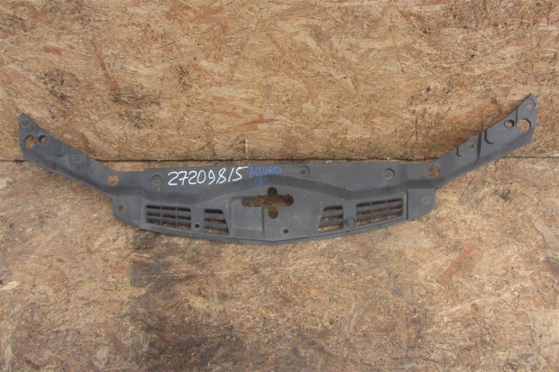 Запчасть накладка замка капота HONDA ACCORD CL7 / TSX 03-08 71123-SEA-013 Б/У Накладка замка капота HONDA ACCORD CL7 / TSX 03-08 71123-SEA-013 Б/У