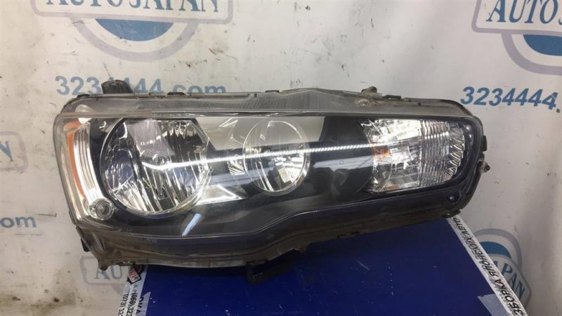 Фара передняя правая MITSUBISHI LANCER X 10 07-15 8301B076 Б/У
