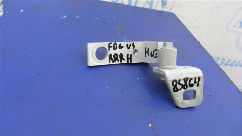 Петля двери нижняя задняя правая FORD FOCUS 10-18 2017 Седан 2.0 AM5Z-5826802-A Б/У