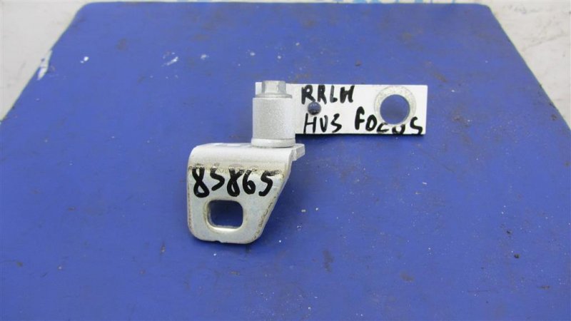 Петля двери нижняя задняя левая FORD FOCUS 10-18 2017 Седан 2.0 AM5Z-5826803-A Б/У