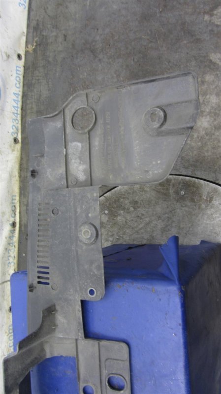 Накладка замка капота LANCER X 10 07-15 Накладка замка капота LANCER X 10 07-15